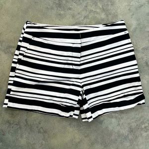 Apt. 9 Black & White Striped Size 2 Shorts
